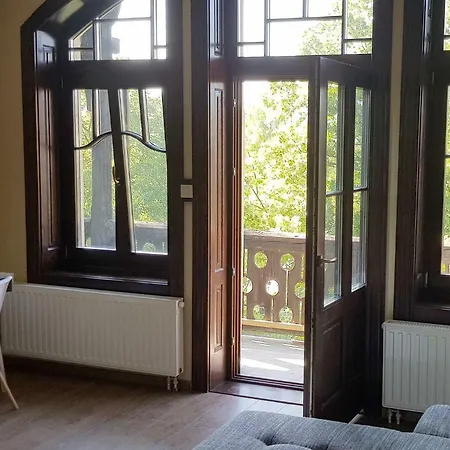 Bende Apartman Apartment
